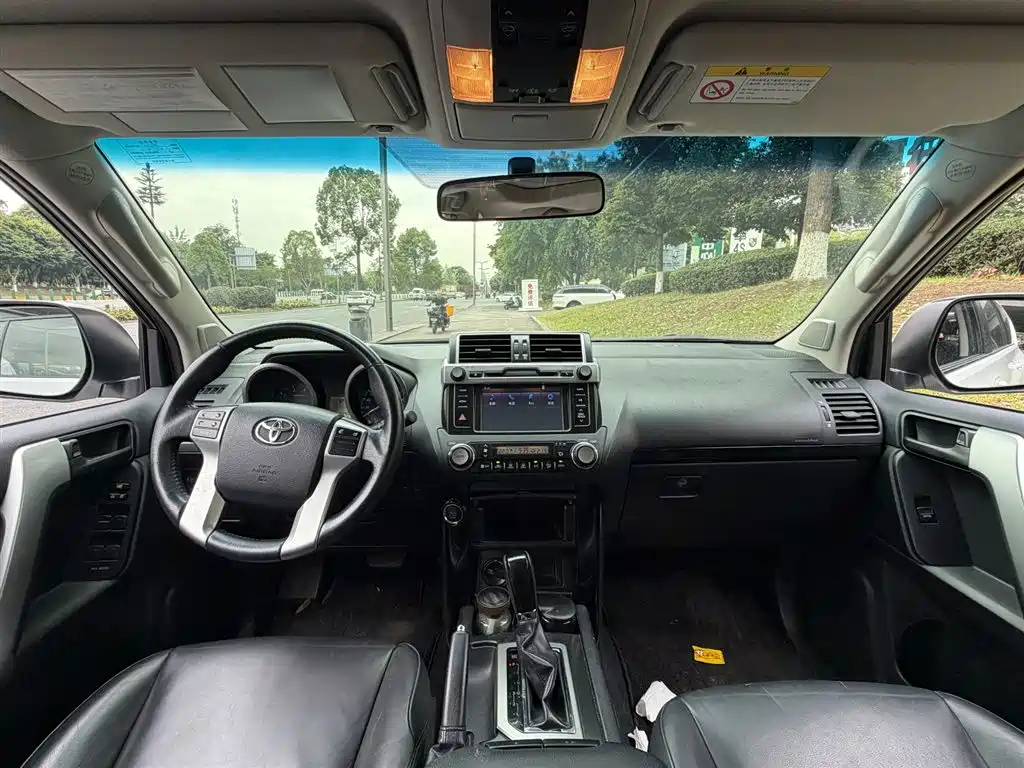 Toyota Prado 2014 — фото 11