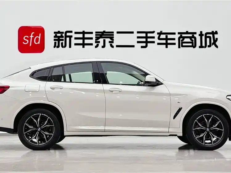BMW X4 2022 — фото 3