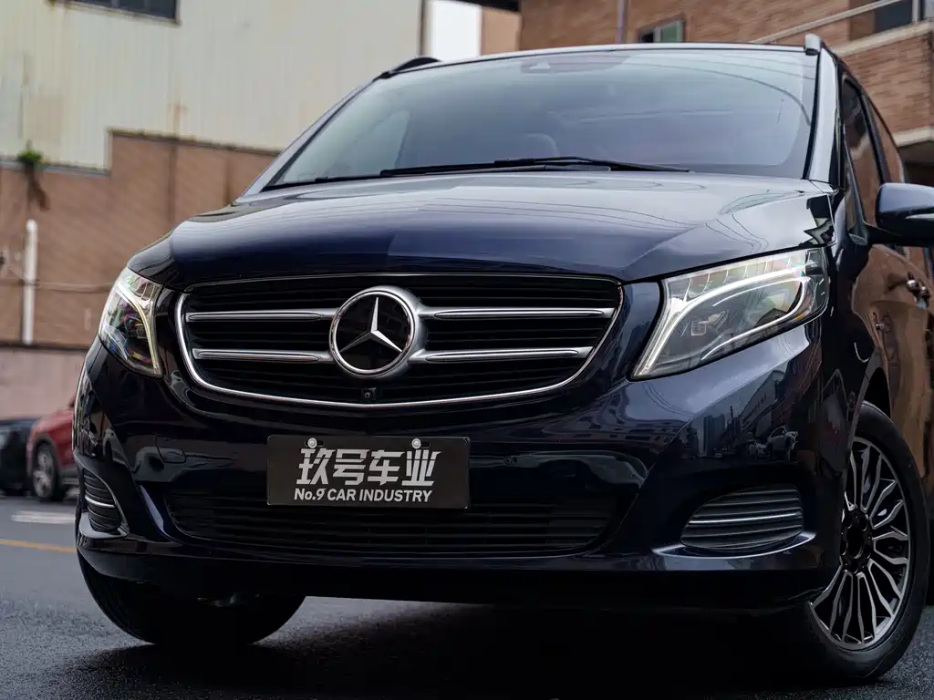 Mercedes-Benz V-Class 2018 — фото 5