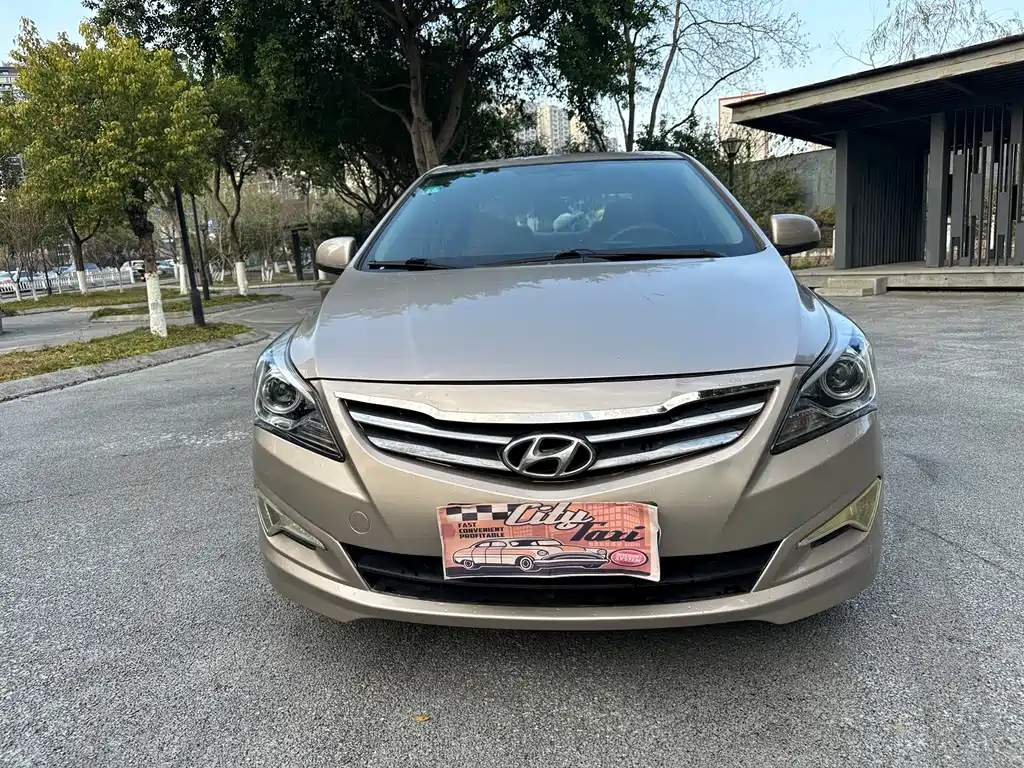 Hyundai Verna 2016 — фото 3