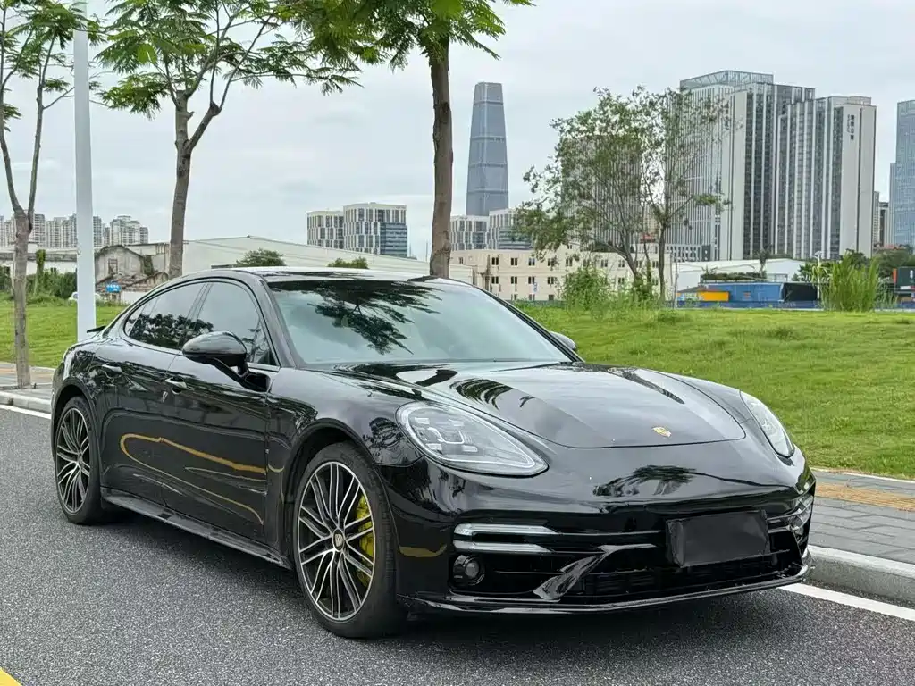 Porsche Panamera 2017 — фото 3