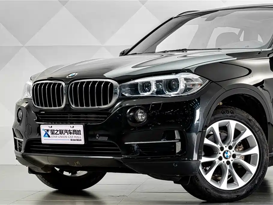 BMW X5 2018 — фото 2