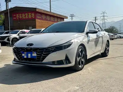 Hyundai Elantra 2021