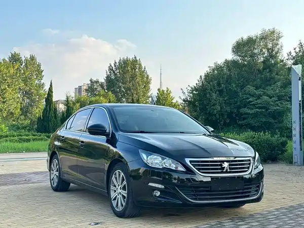 Peugeot 408 2016