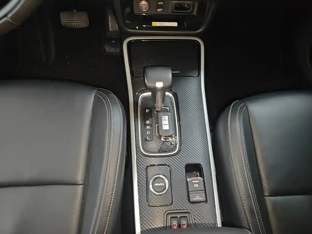 Mitsubishi Outlander 2020 — фото 14
