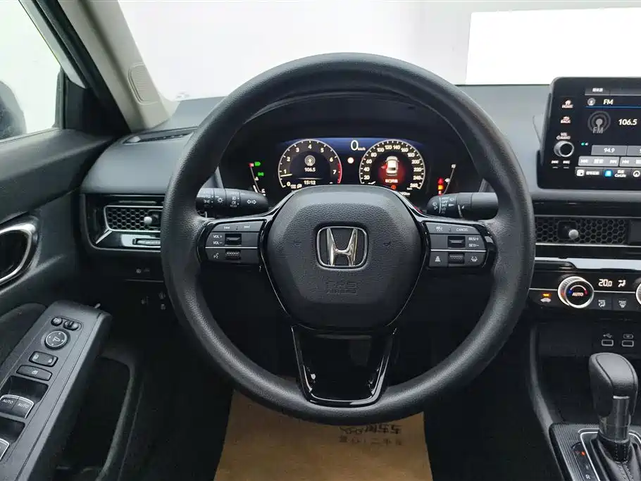 Honda Civic 2024 — фото 15