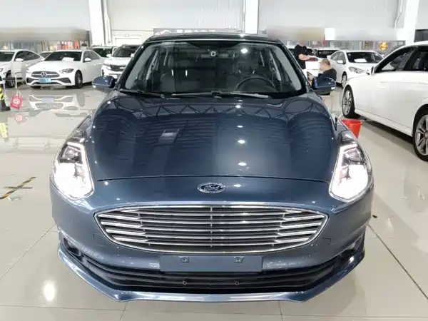 Ford Escort 2021