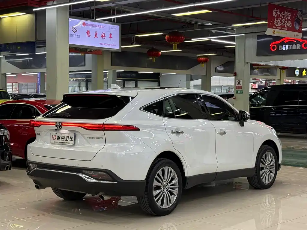 Toyota Harrier 2022 — фото 2