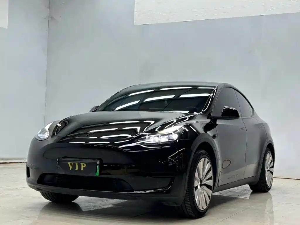Tesla Model Y 2023 — фото 3