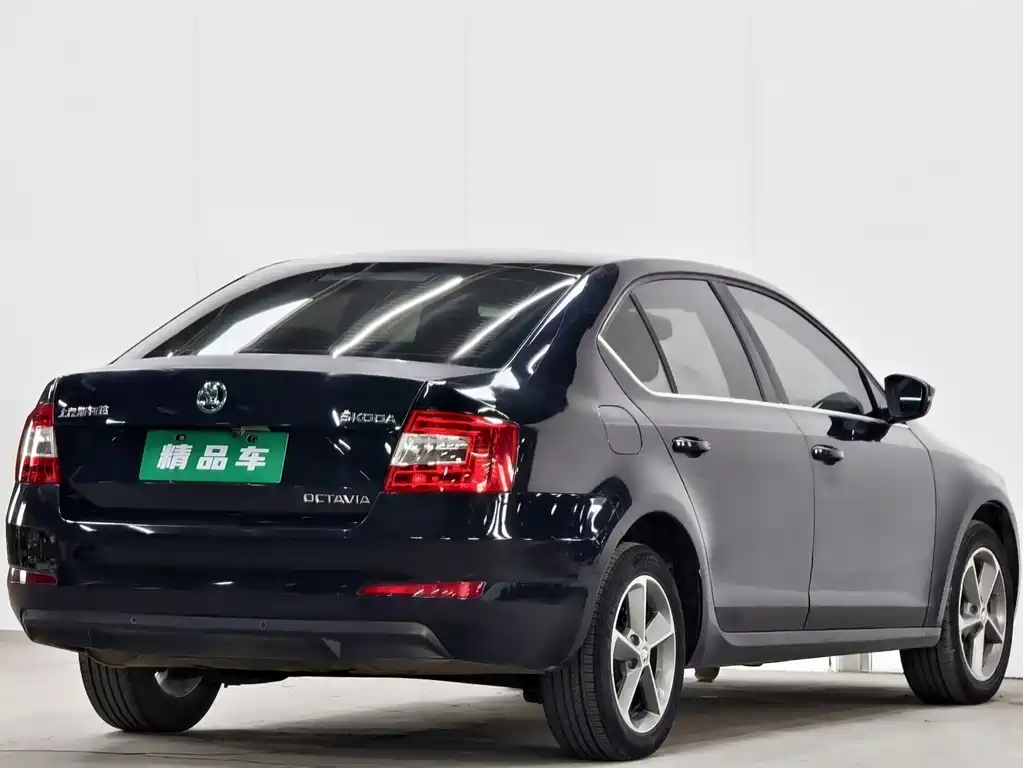 Skoda Octavia 2016 — фото 4