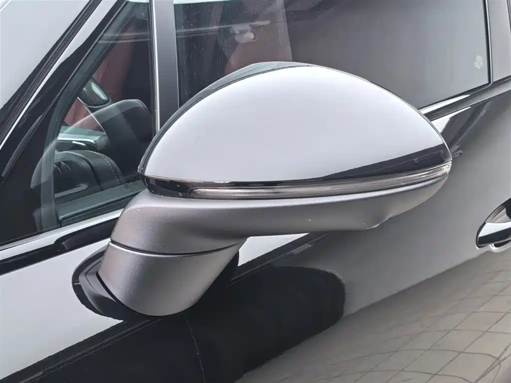 Porsche Cayenne Hybrid 2023 — фото 10