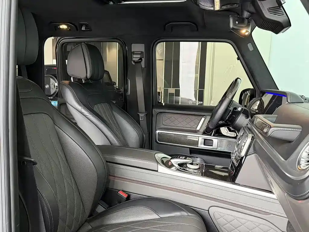 Mercedes-Benz G-Class 2025 — фото 11