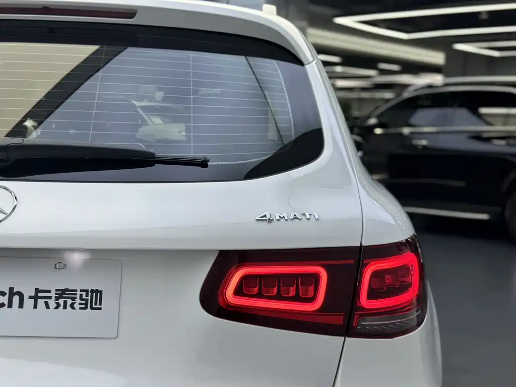 Mercedes-Benz GLC 2022 — фото 28