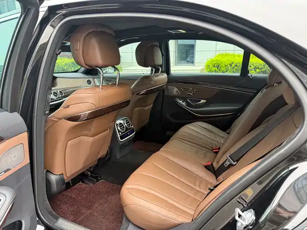 Mercedes-Benz S-Class 2020