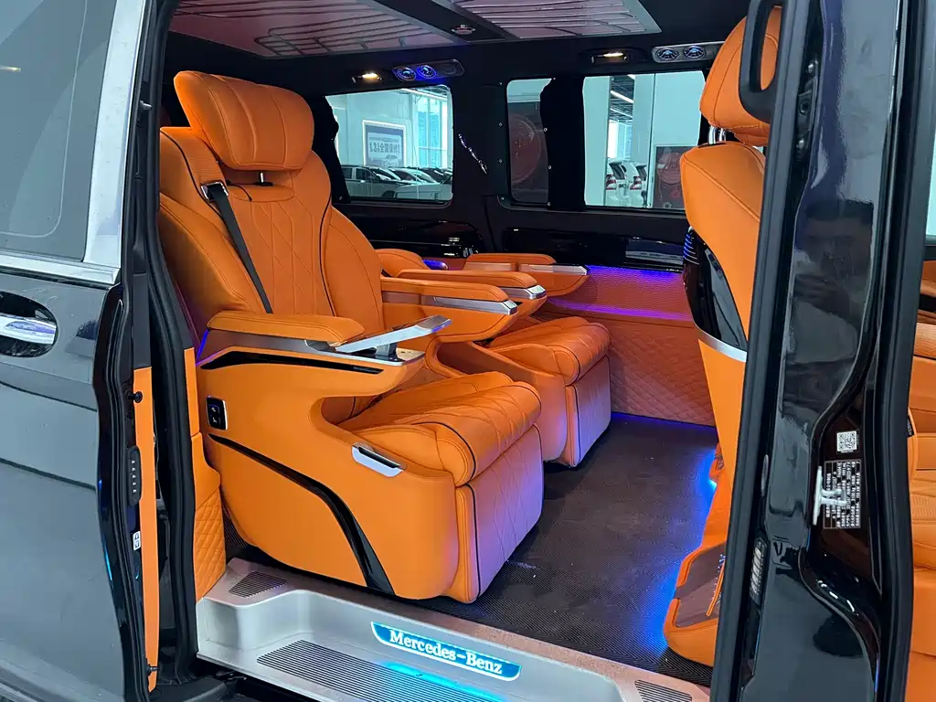 Mercedes-Benz Vito 2023 — фото 10