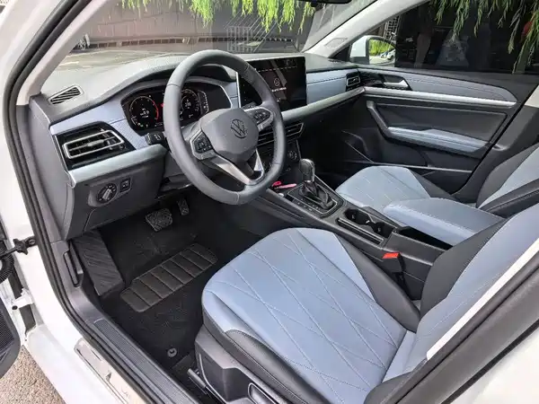 Volkswagen Lavida 2024