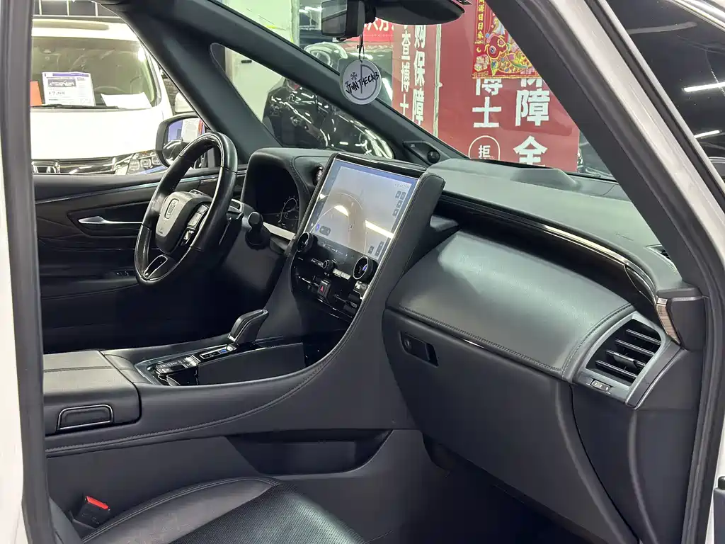 Toyota Vellfire 2024 — фото 15
