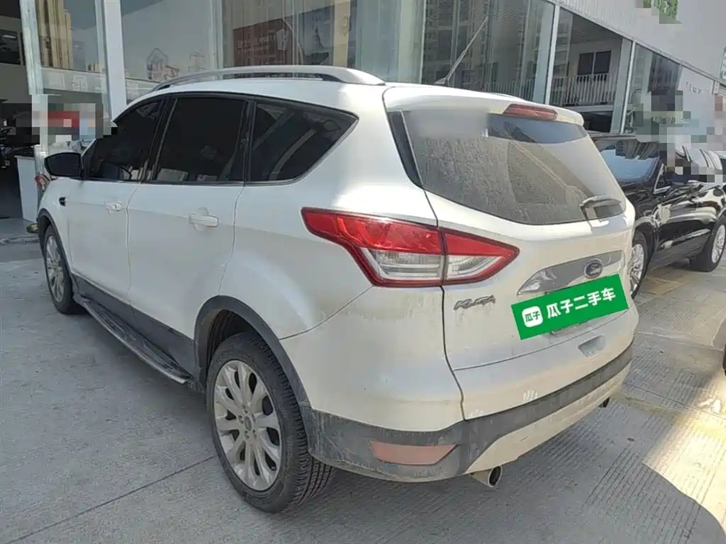 Ford Kuga 2016 — фото 5