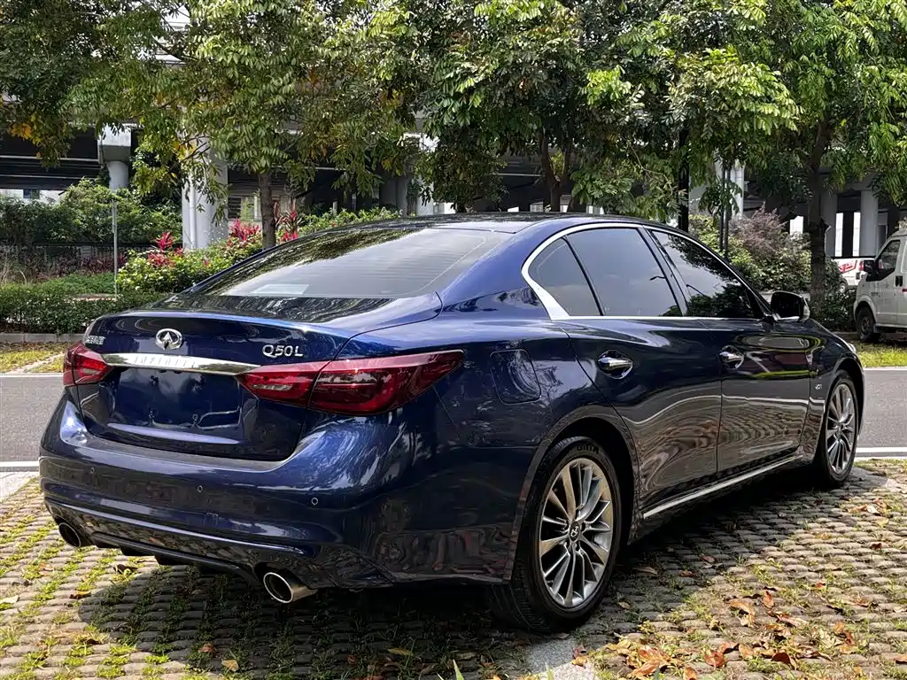 Infiniti Q50L 2022 — фото 21