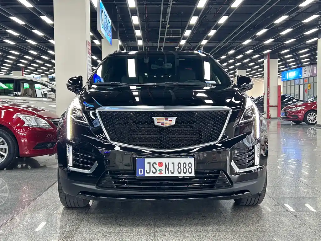 Cadillac XT5 2023 — фото 2