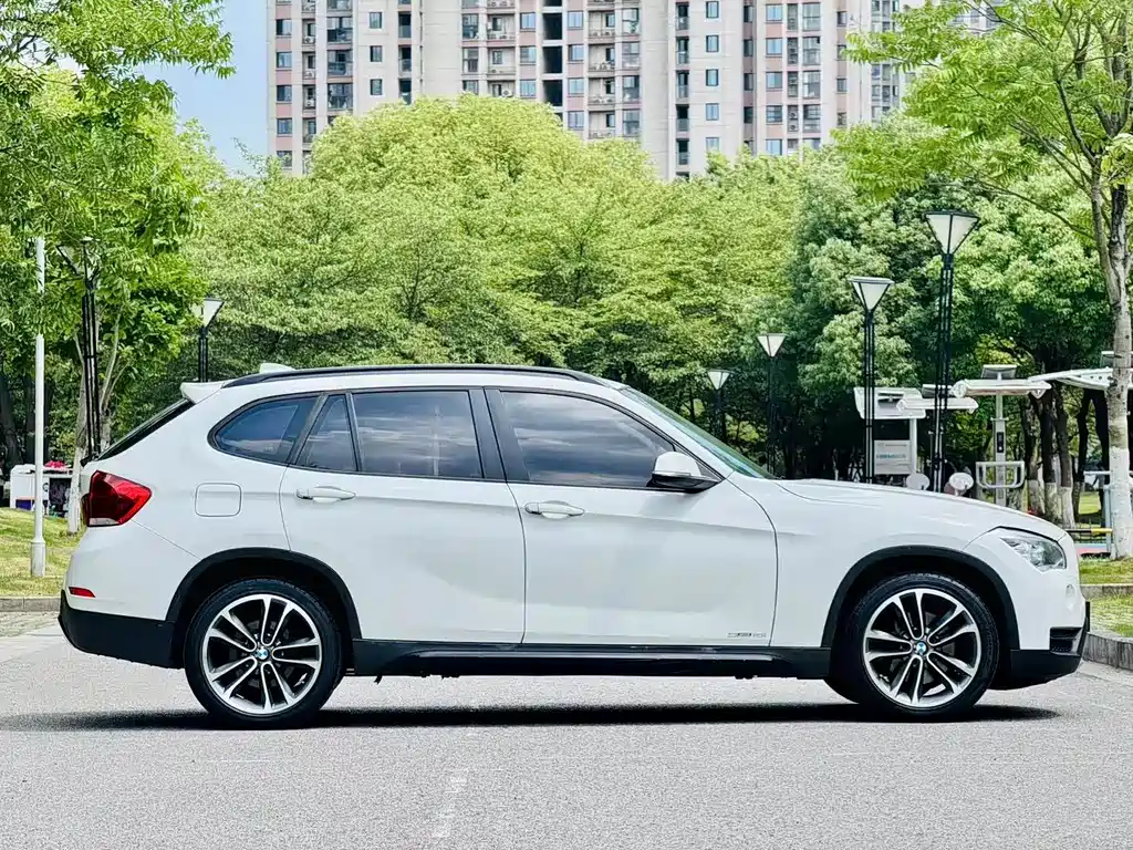 BMW X1 2014 — фото 2