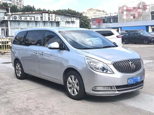 Buick GL8 2015