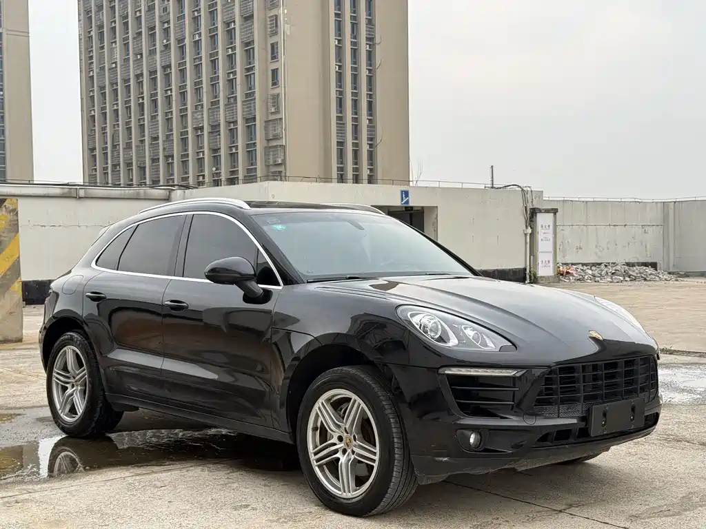 Porsche Macan 2014