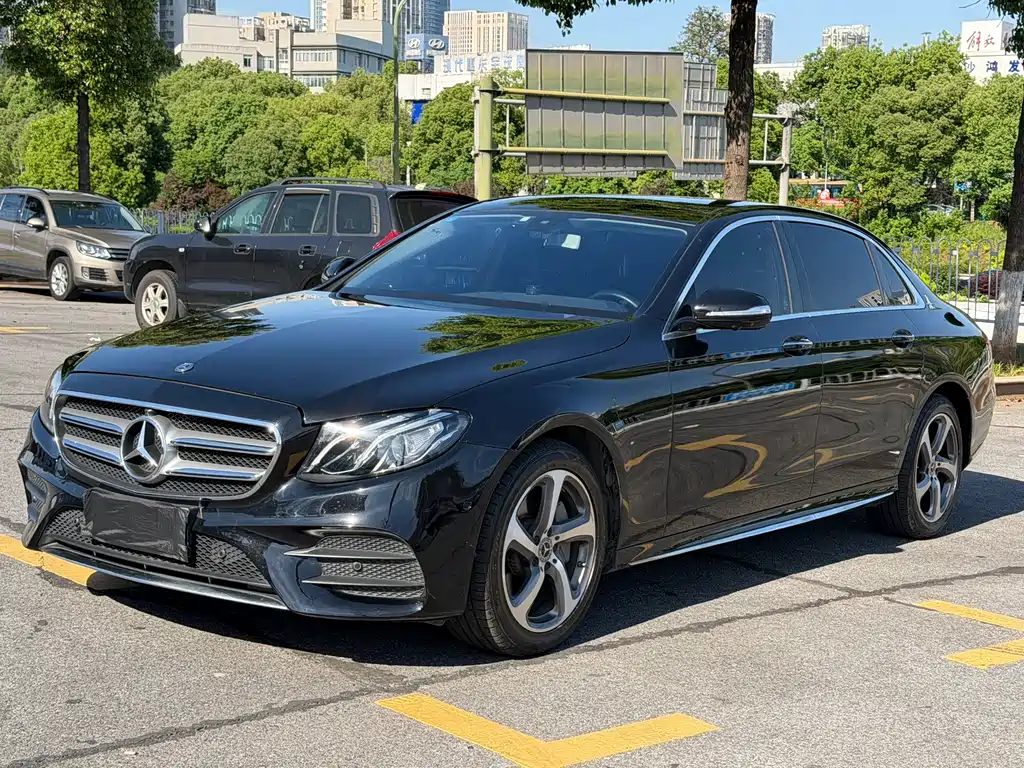 Mercedes-Benz E-Class 2019 — фото 1