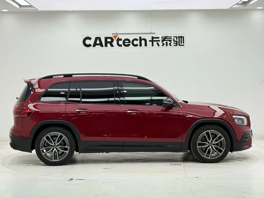 Mercedes-Benz GLB AMG 2023 — фото 4