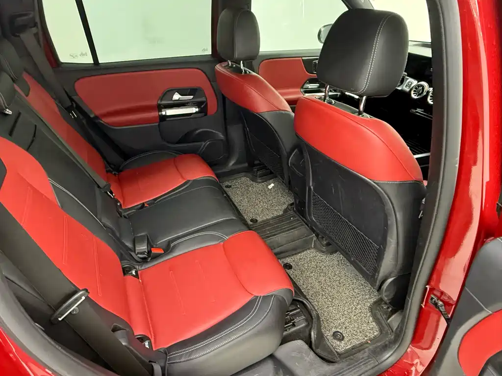 Mercedes-Benz GLB AMG 2023 — фото 17