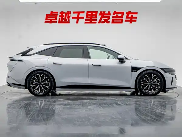 Zeekr 007GT 2025