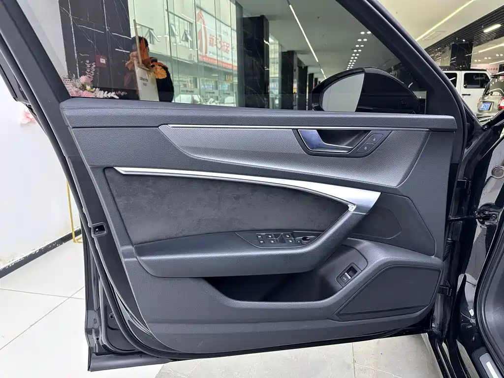 Audi A6L 2019 — фото 9