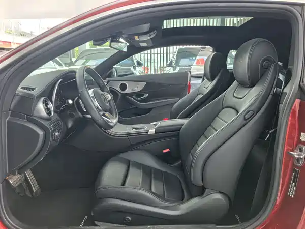 Mercedes-Benz C-Class 2019