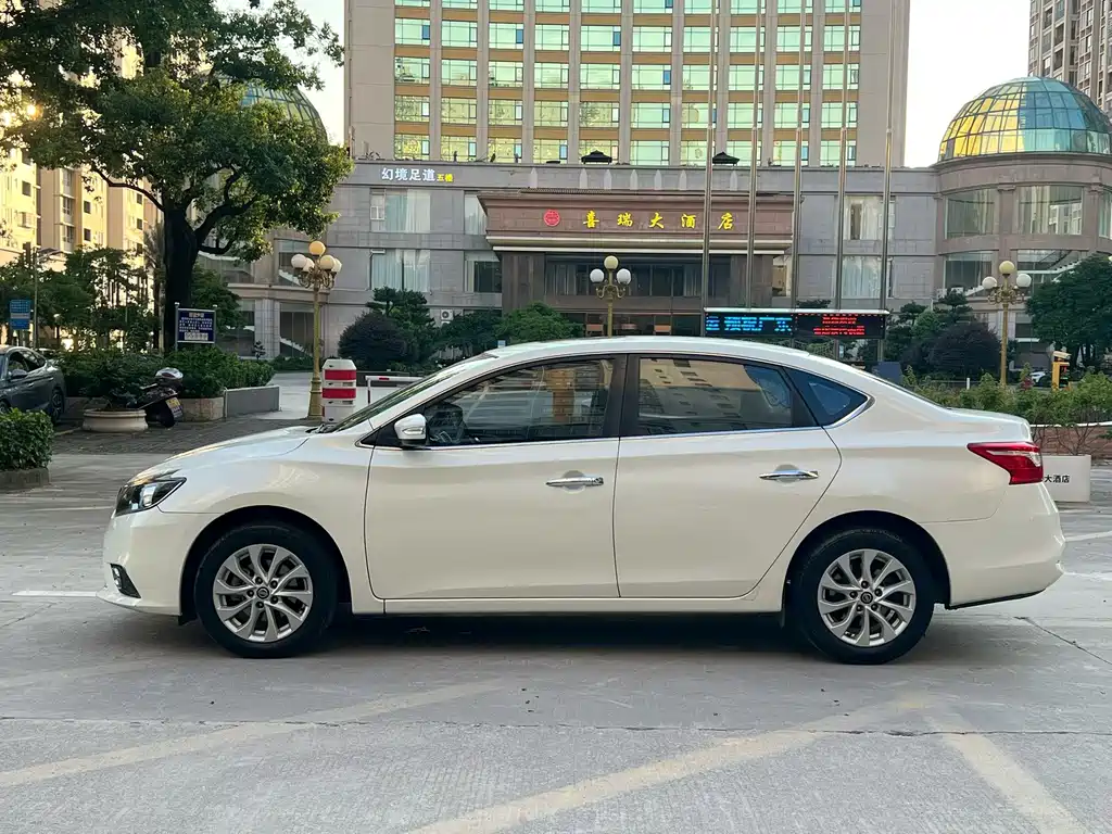 Nissan Sylphy 2018 — фото 8