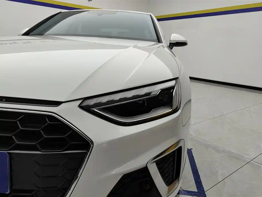 Audi A4L 2022