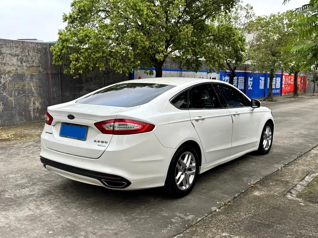 Ford Mondeo 2016 — фото 4