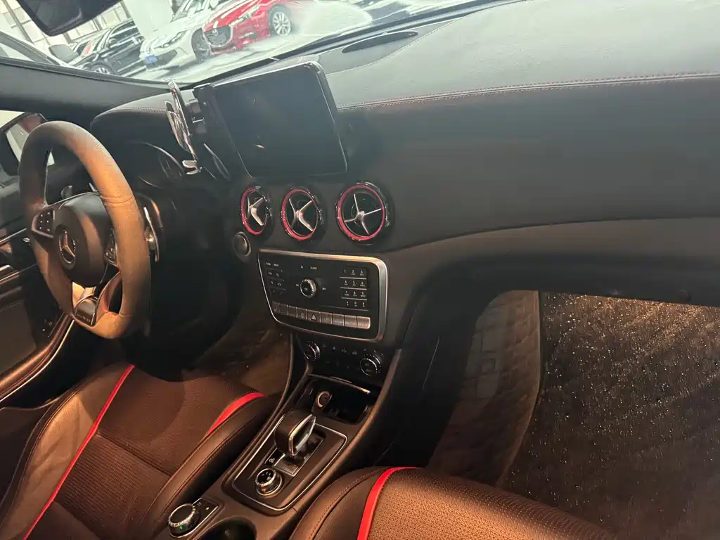 Mercedes-Benz CLA AMG 2017