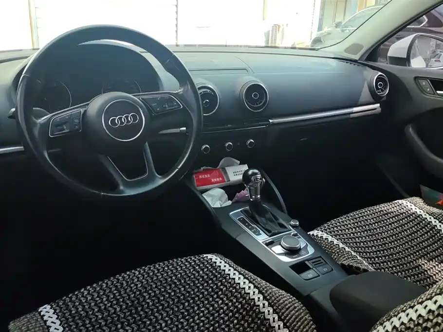 Audi A3 2019 — фото 12