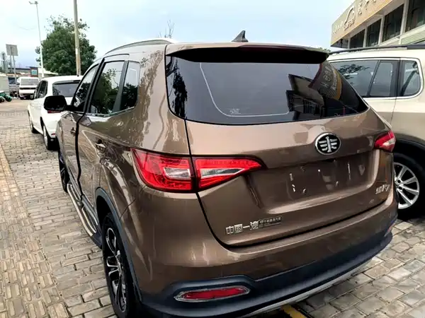 FAW Senya R7 2017