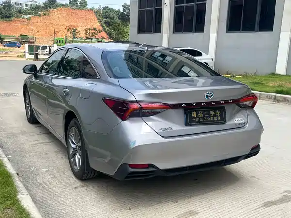 Toyota Avalon 2019