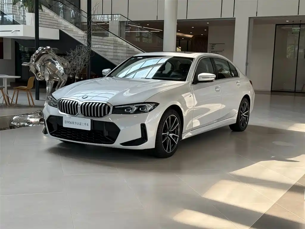 BMW 3 Series 2024