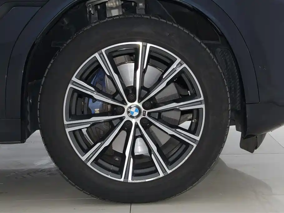 BMW X6 2023 — фото 11
