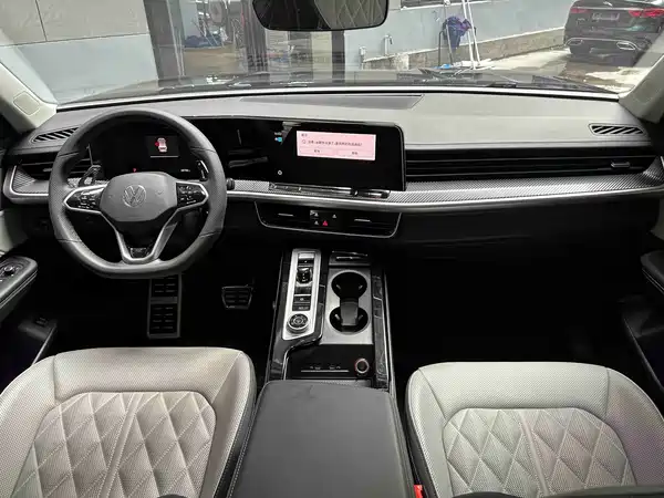 Volkswagen Tavendor 2023