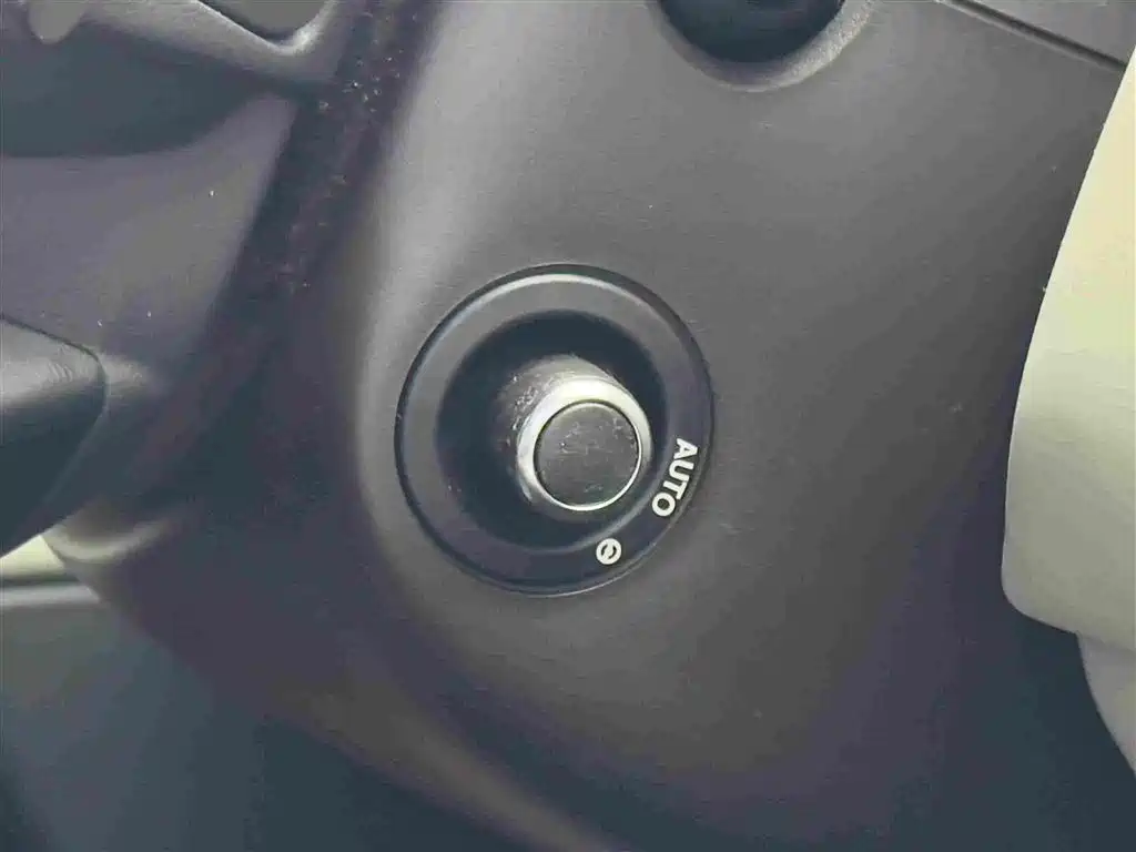 Land Rover Range Rover 2013 — фото 18