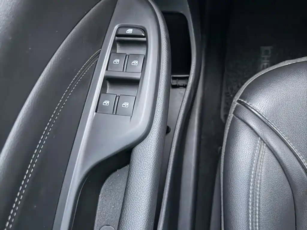 Buick Excelle 2016 — фото 22