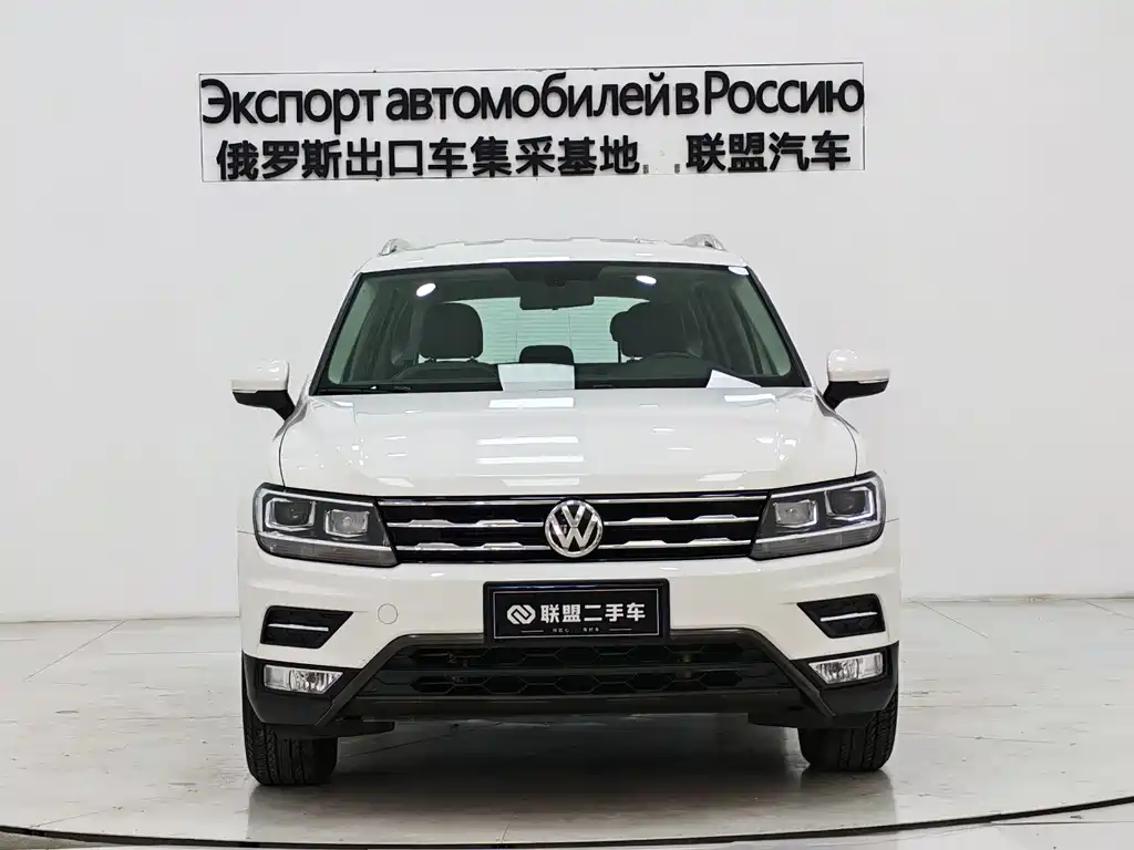 Volkswagen Tiguan L 2017 — фото 2