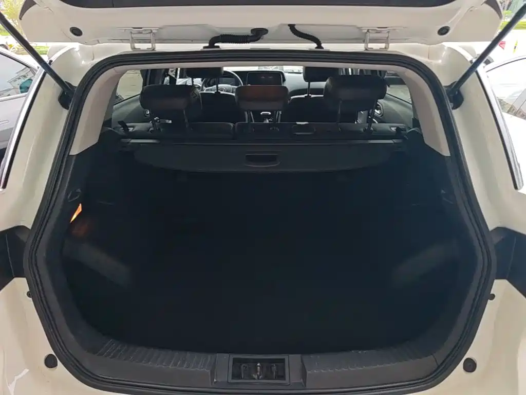 GAC Motor Trumpchi GS4 2019 — фото 19