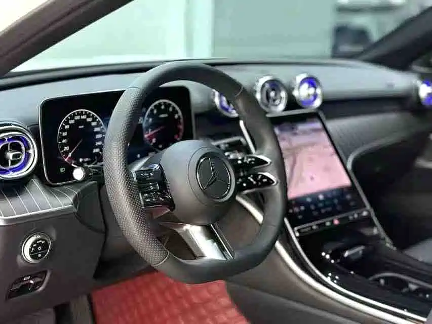 Mercedes-Benz C-Class 2023