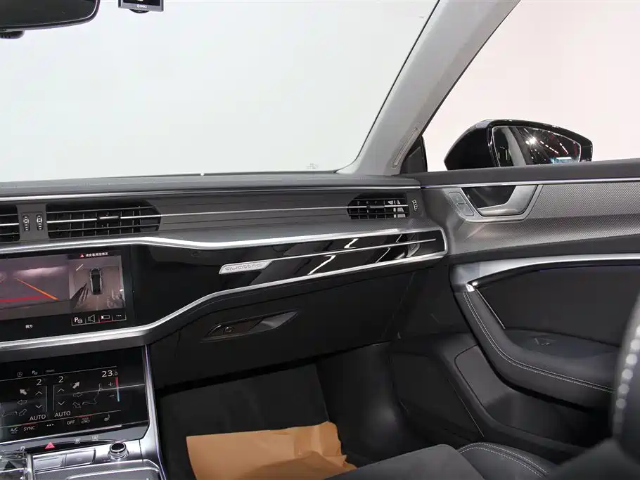 Audi A7L 2025 — фото 30