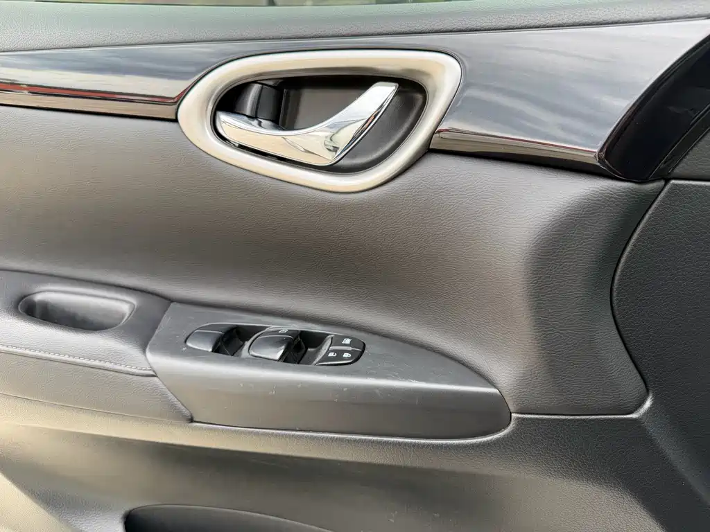 Nissan Sylphy 2019 — фото 14